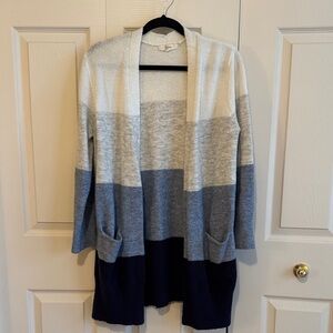Stylish Color Block Cardigan in Cream, Gray, and Black